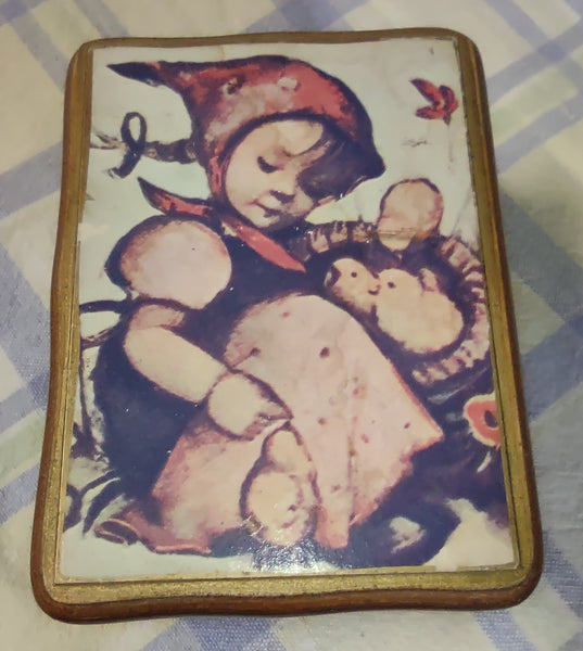 Vintage Music Box - Country Girl With Chicks