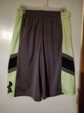 Sz YLg Under Armour Shorts