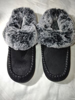 Sz XL (11-12)  Homiten Black Fur Slippers - Like New