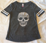 #090 Sz M(7-9) Skull Shirt - No Boundaries